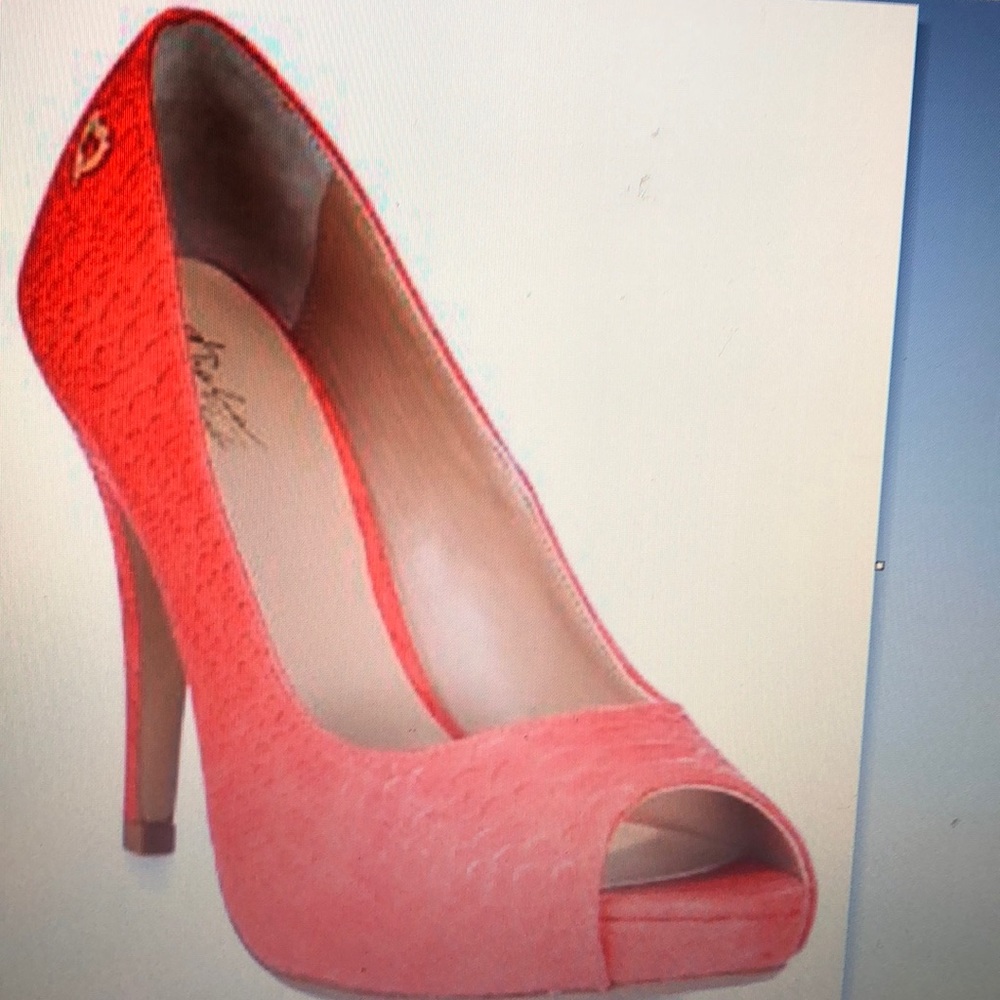 Thalia Sodi Cereza Peep-Top Pumps